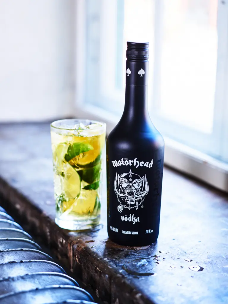 Motorhead Vodka Lifestyle2.webp